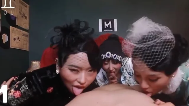 MAD030 Mỹ nhân sườn xám và cuộc vui của ngài đội trưởng