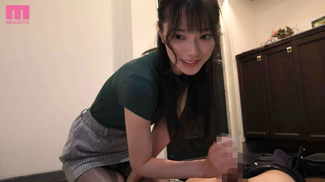MIDV-640-Say rượu, thanh niên may mắn được em đồng nghiệp rủ về nhà gạ chịch – Rena Miyashita